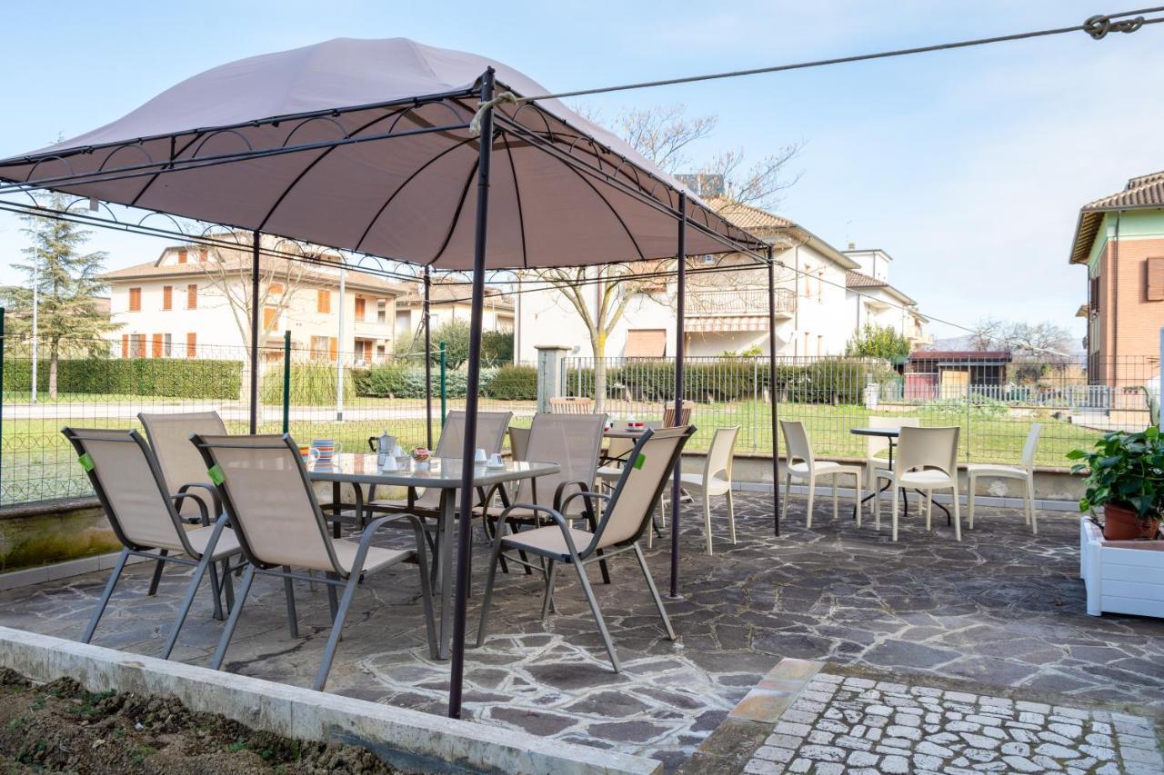Casa Del Giardino Bright Apartment 巴斯蒂亚乌姆布拉 外观 照片